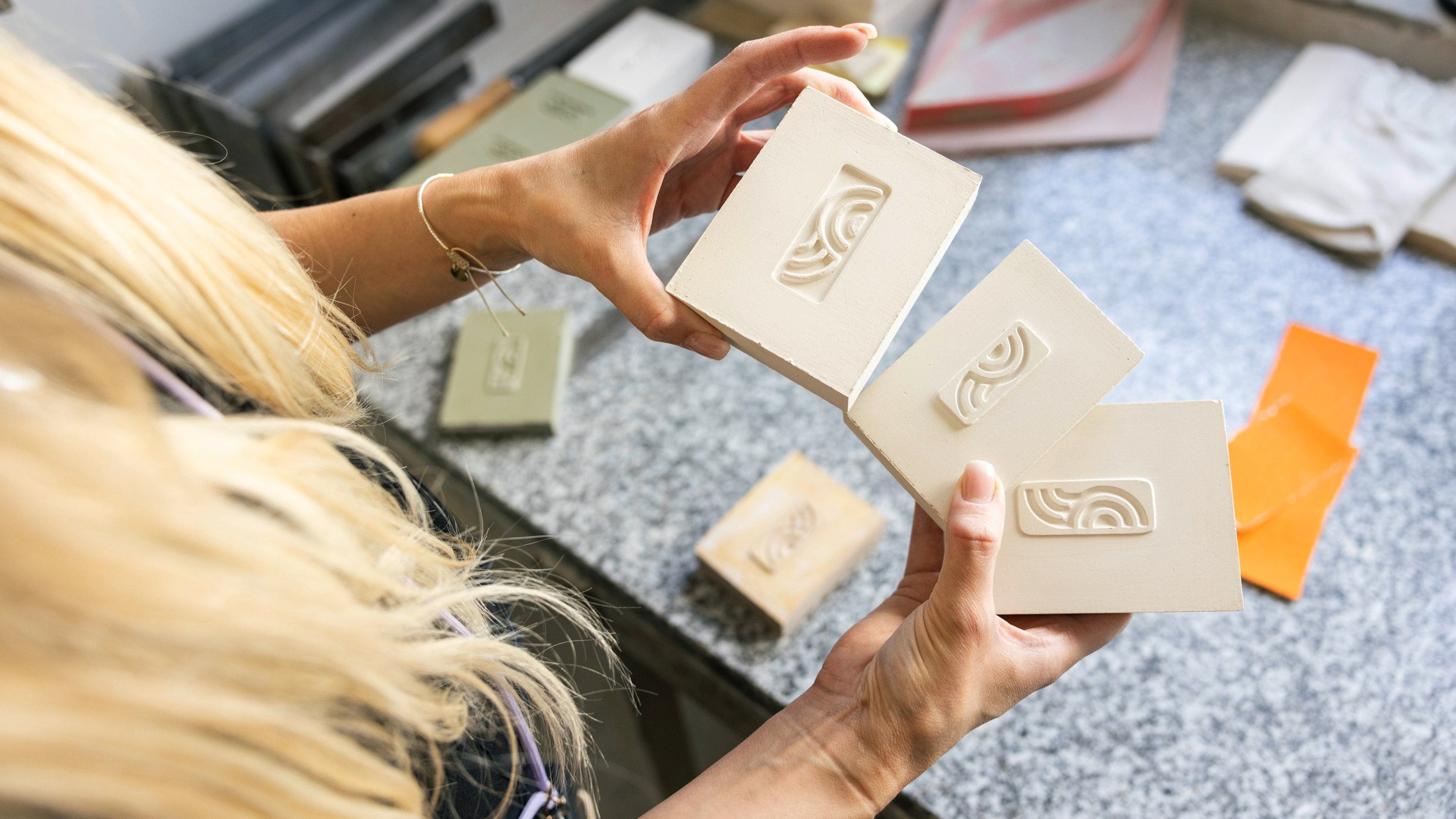 Nachhaltige Kochkeramik Made in Germany – aus der Insolvenzmasse des Römertopfs enstanden – myromy!